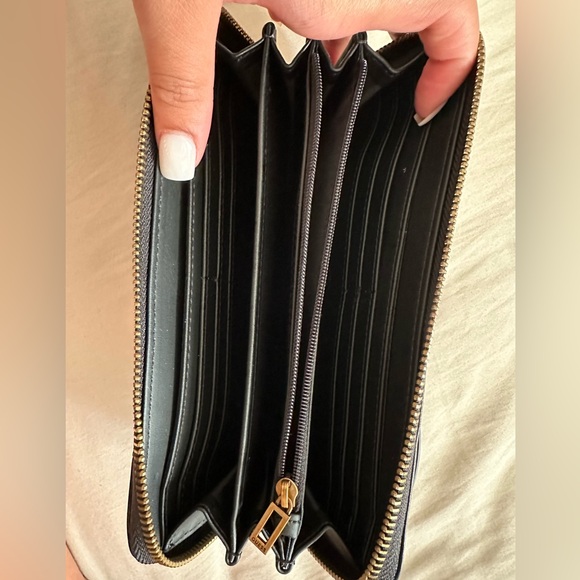 GUESS WALLET - Picture 3 of 7